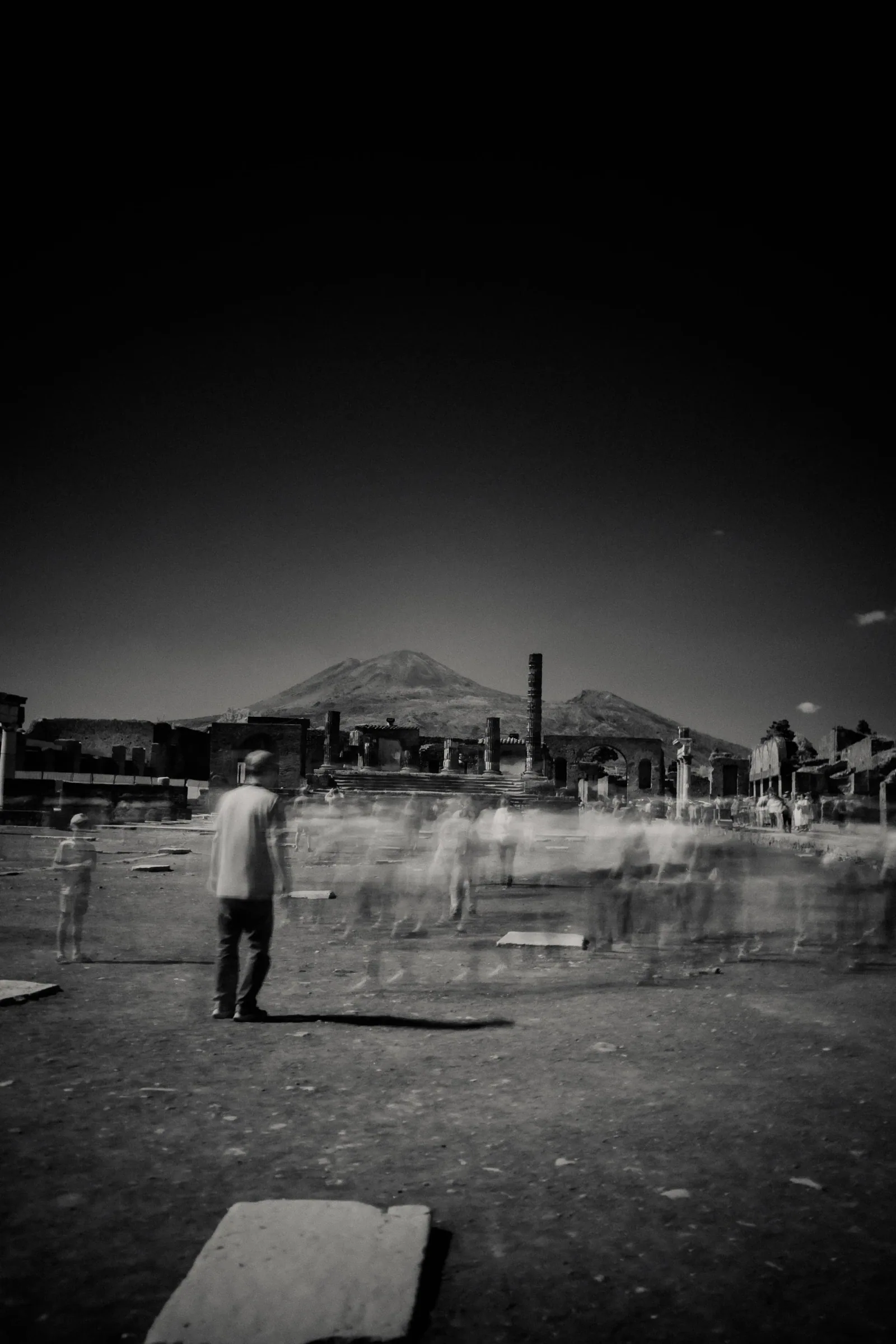 ALLEE SELIM AFTER US 1, photographie noir et blanc par Selim Allee